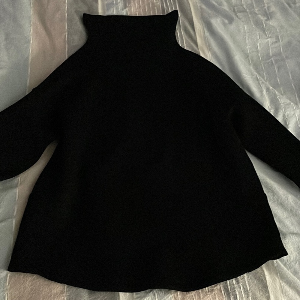 Buffbunny funnel neck top